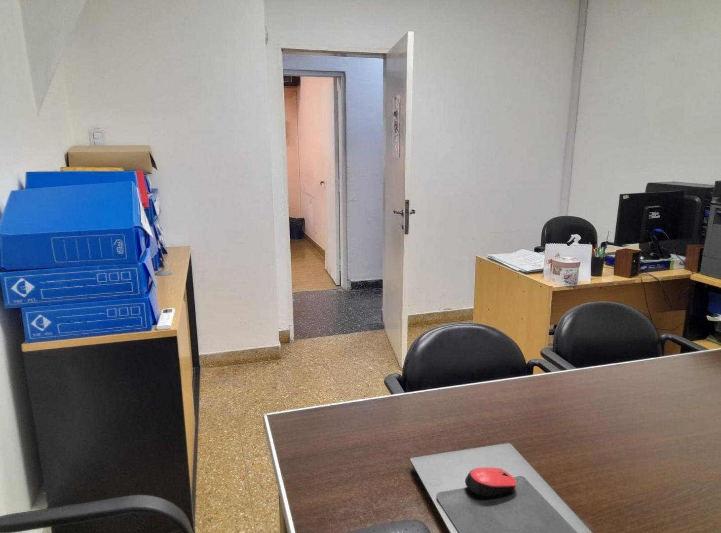 Foto de CASA EN VENTA 4 AMB CON FONDO LIBRE ESCOBAR CENTRO, imagen 2