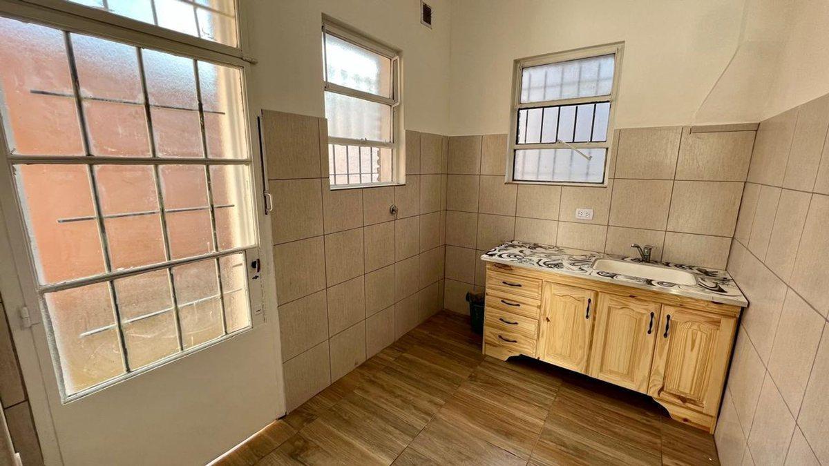 Foto de VENTA PH CASA 6 AMBIENTES ZONA ESTACION TORCUATO, imagen 3