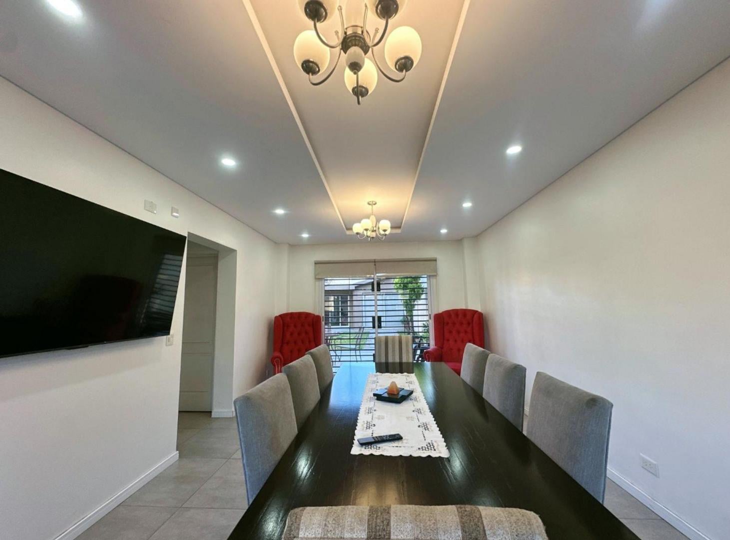 Foto de CASA EN VENTA 4 AMBIENTES PLAYROOM, imagen 2