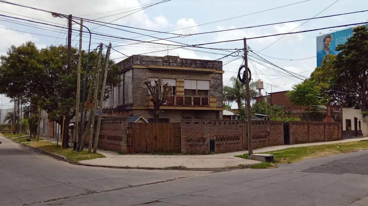 Foto de VENTA CASA 5 AMBIENTES + ANEXO 4 AMB. DON TORCUATO, imagen 5