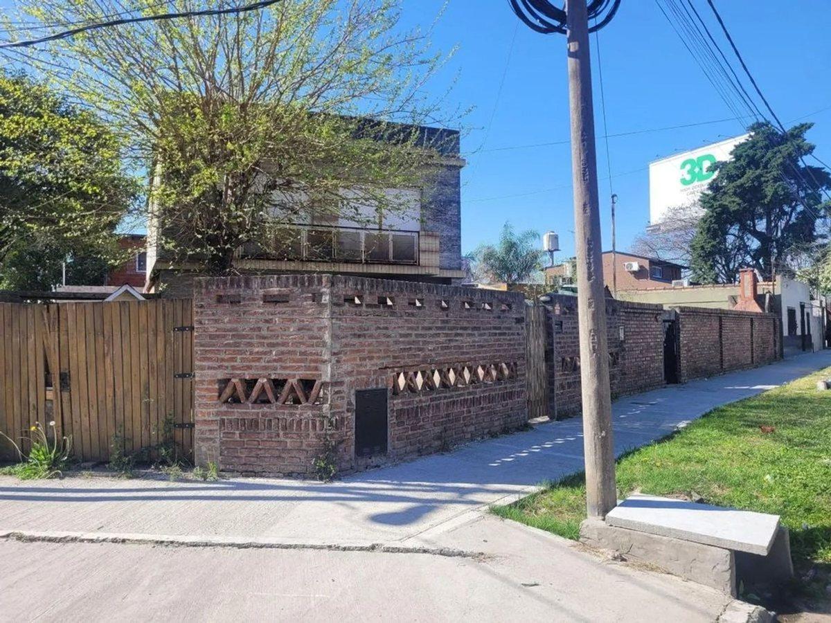 Foto de VENTA CASA 5 AMBIENTES + ANEXO 4 AMB. DON TORCUATO, imagen 3