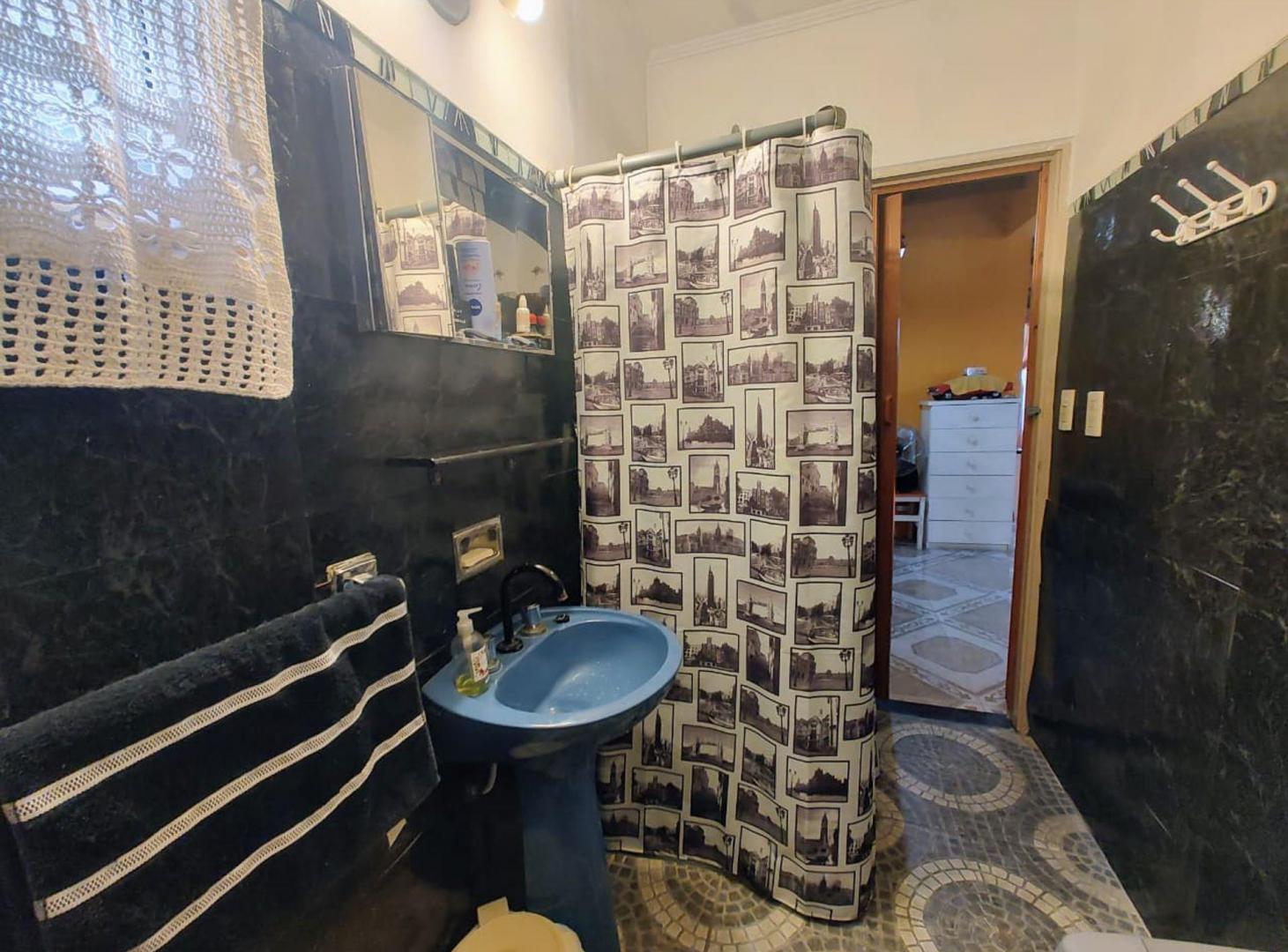 Foto de VENTA PH 4 AMBIENTES EL TALAR CON COCHERA, imagen 3