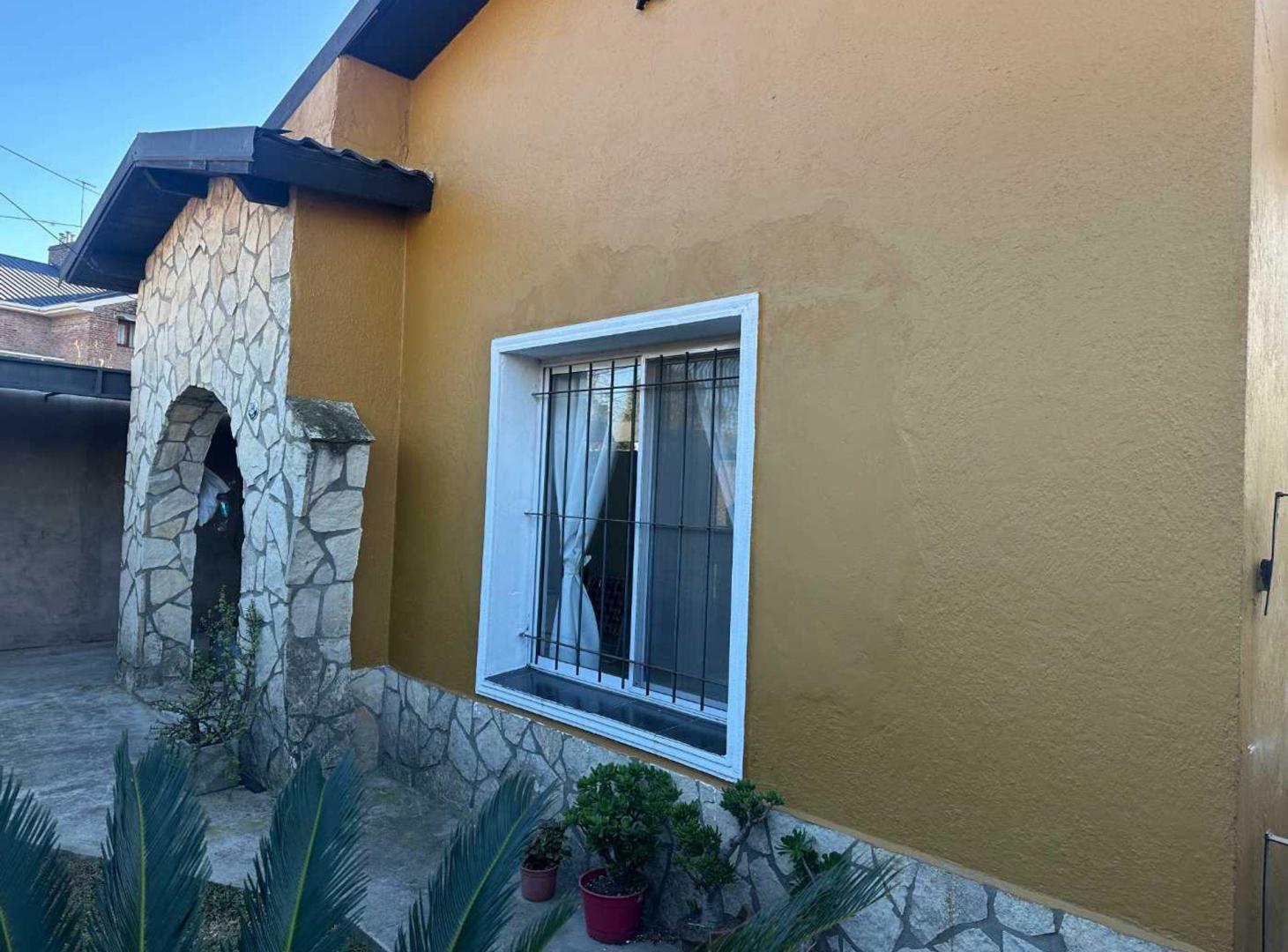 Foto de VENTA CASA 3 AMBIENTES EN DON TORCUATO CON QUINCHO, imagen 4