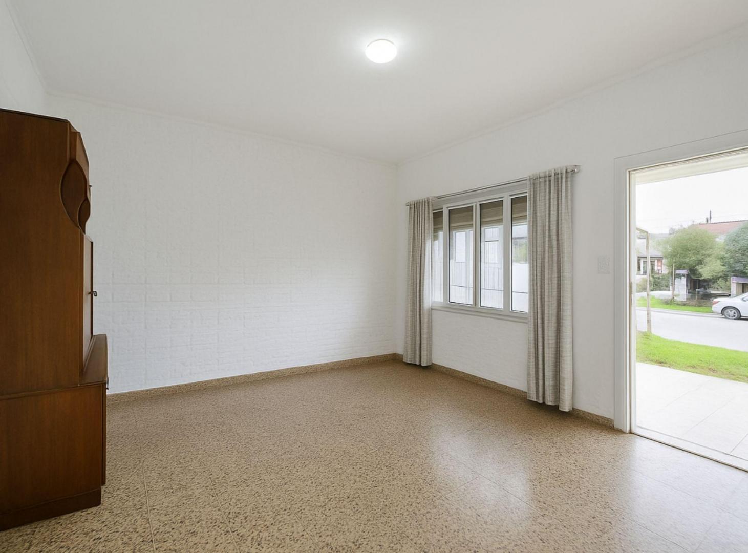Foto de VENTA CASA DON TORCUATO 4 AMB RECICLAR FLIPPING, imagen 3