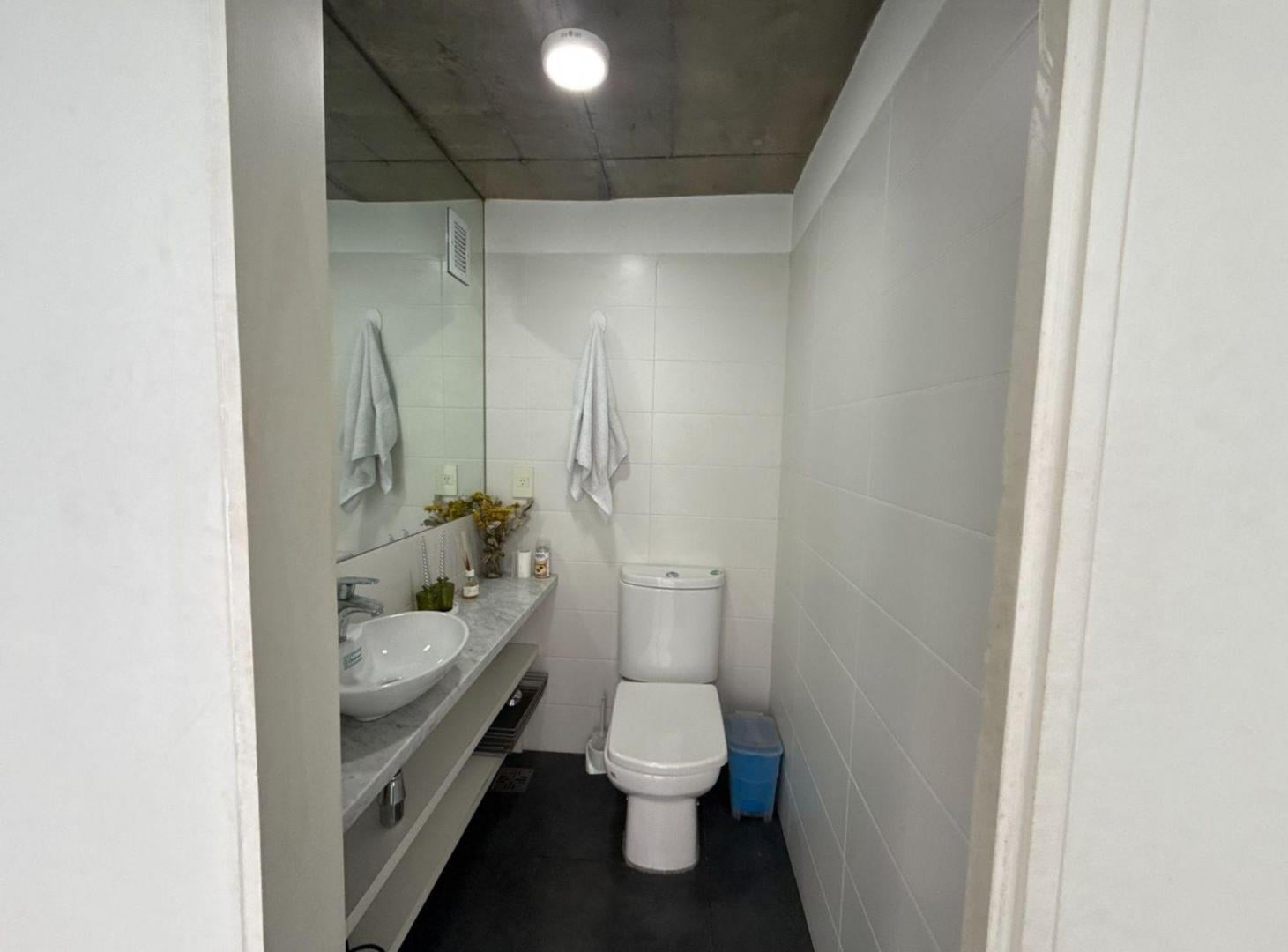 Foto de Alquiler Temporario Coghlan Depto 3 Amb amenities, imagen 1