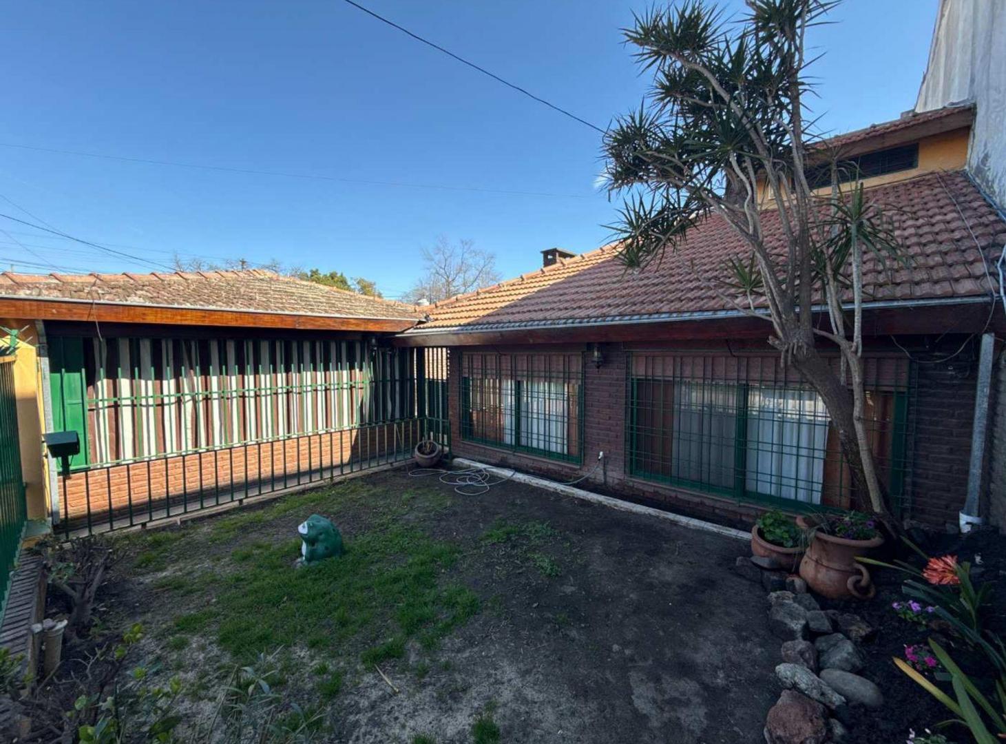 Foto de Alquiler Casa 4 Amb, SUM y cochera en José C Paz, imagen 4