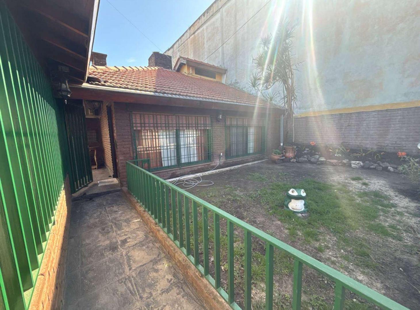 Foto de Alquiler Casa 4 Amb, SUM y cochera en José C Paz, imagen 2