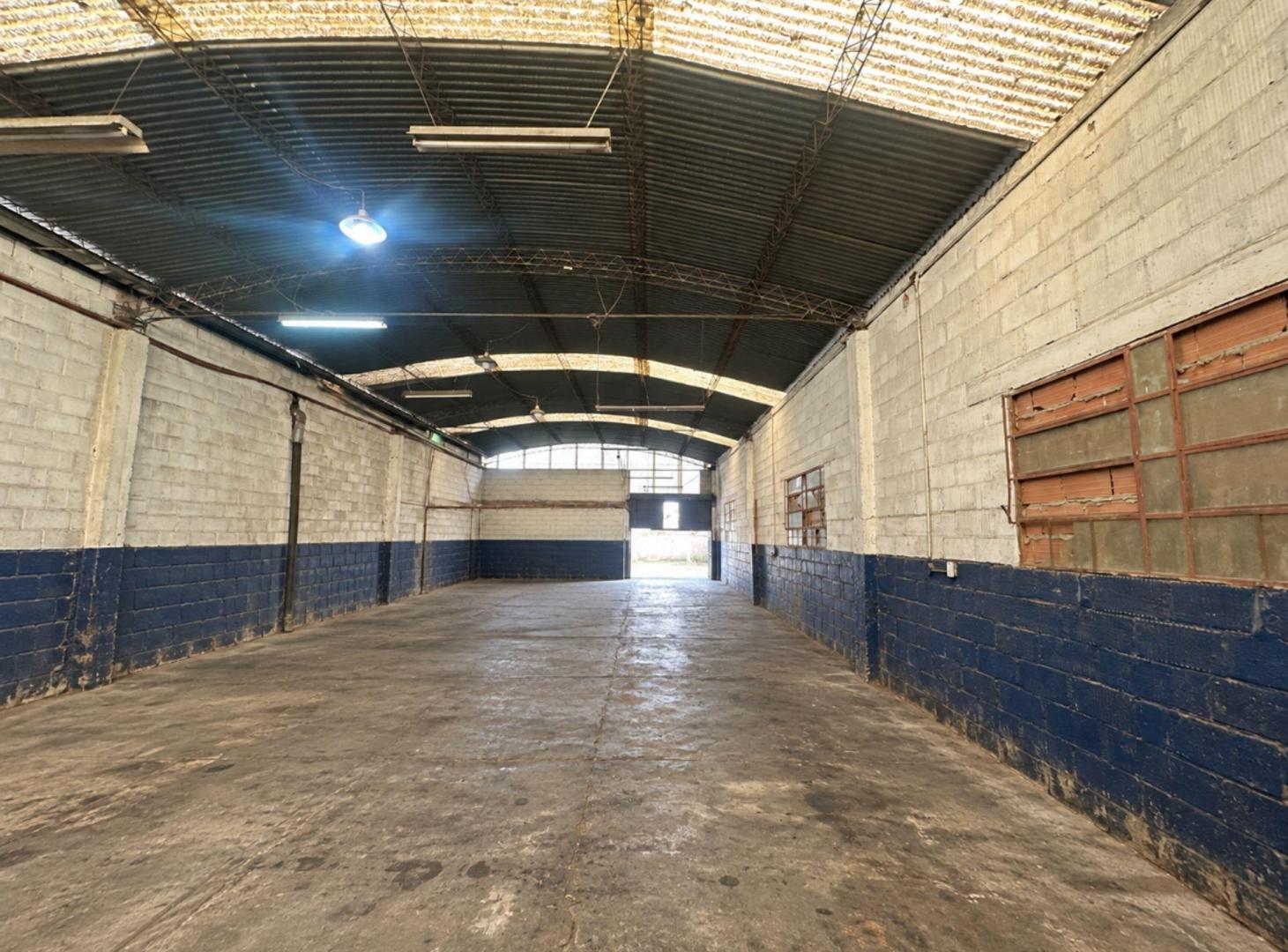 Foto de GALPON DON TORCUATO INDUSTRIAL LOGISTICA TALLER, imagen 3
