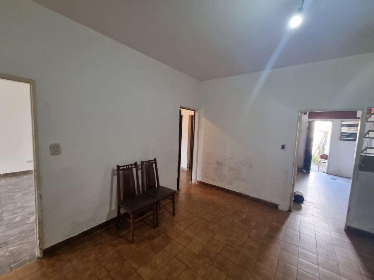 Foto de VENTA CASA GRAND BOURG A REFAC LOCAL APTO CREDITO, imagen 3