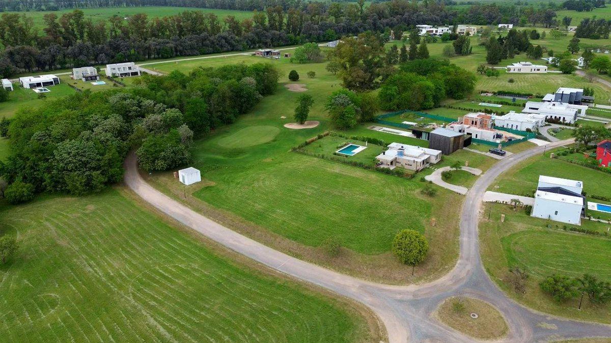Foto de VENTA LOTE INT PILAR Bo MEDAL GOLF 1323M2 FINANCIA, imagen 3