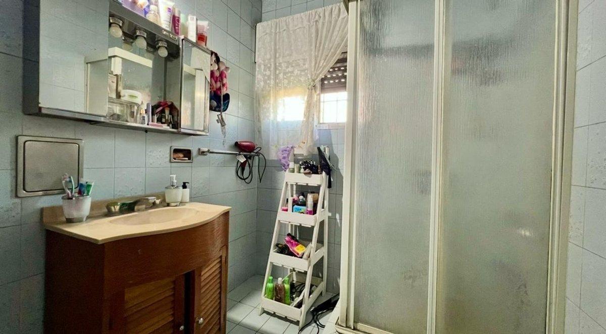 Foto de CASA VENTA CON LOCAL JARDIN Y COCHERA DON TORCUATO, imagen 2