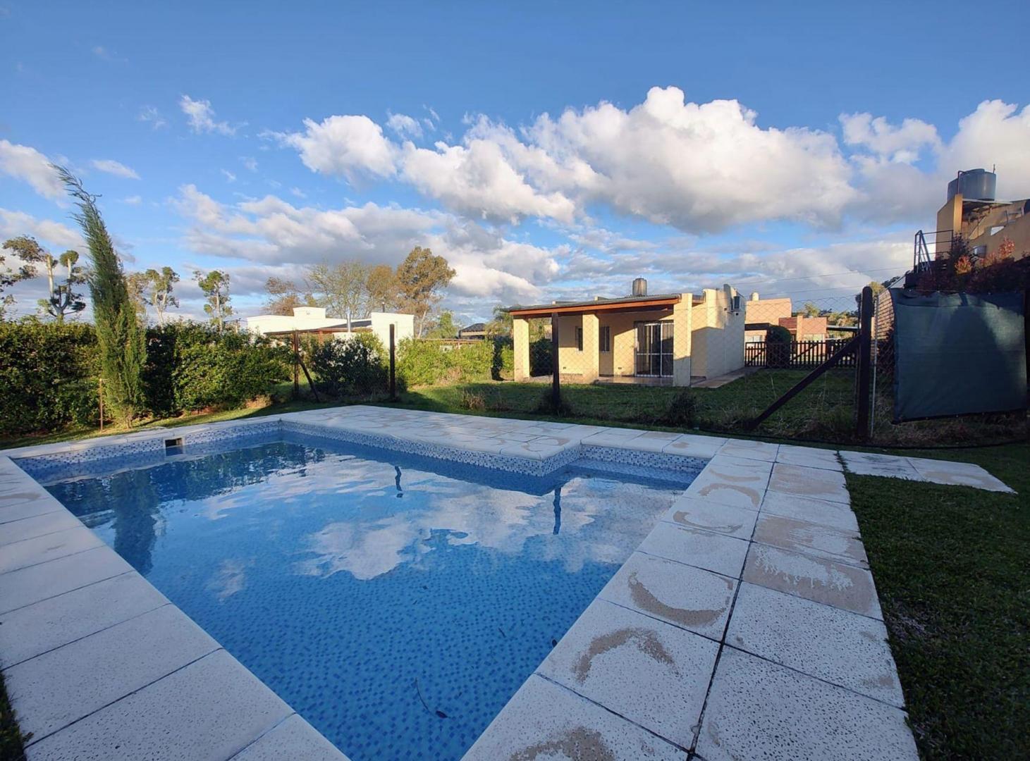 Foto de VENTA CASA 3 AMBIENTES CON PILETA LOMA VERDE, imagen 5