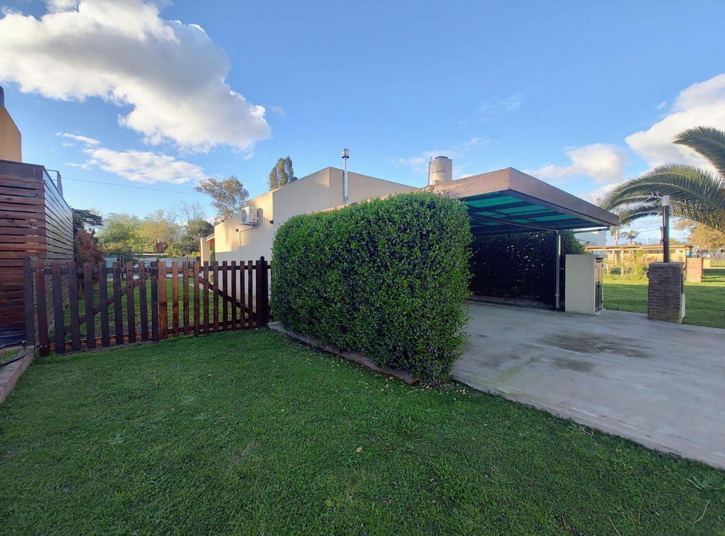 Foto de VENTA CASA 3 AMBIENTES CON PILETA LOMA VERDE, imagen 2