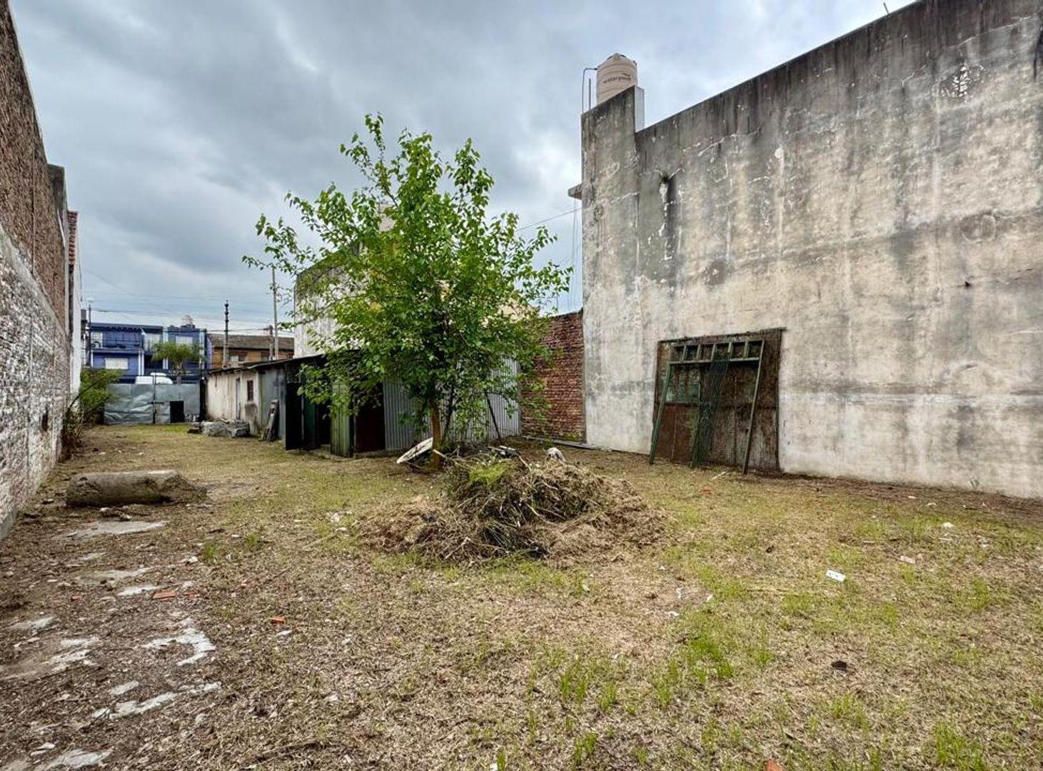 Foto de VENTA LOTE COMERCIAL 348 m2 SOBRE AVENIDA VIRREYES, imagen 1