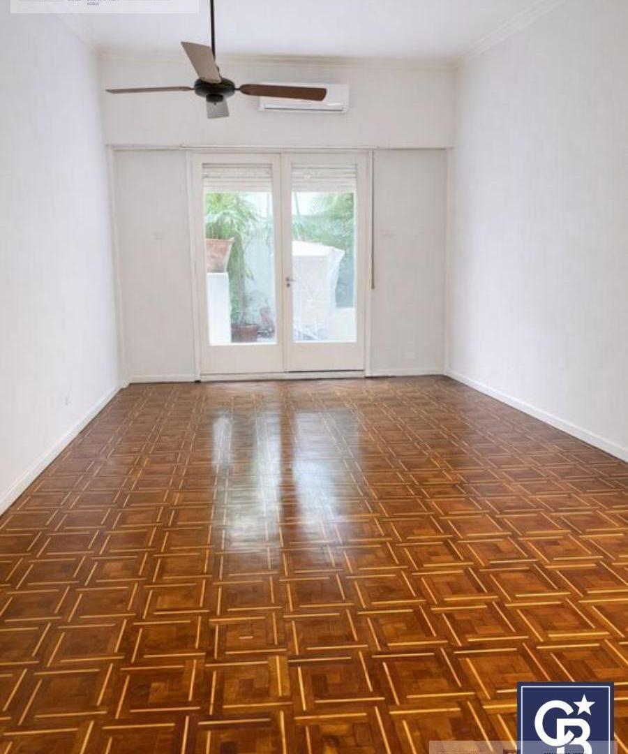 Foto de Alquiler de Departamento 4 ambientes con 2 terrazas propias Excelente estado en Recoleta, imagen 2