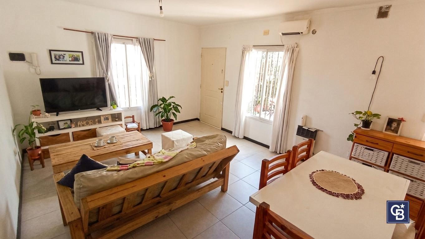 Venta Duplex 3 ambientes en Lujan con cochera y parrilla