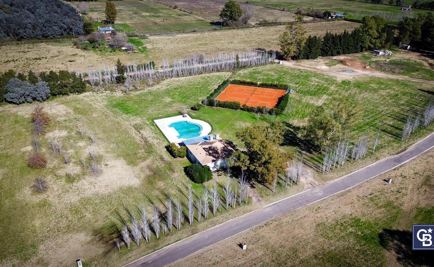 Venta de Lote interno de 1500 mts2 en Los Pinares Country Club - Exaltación de la cruz