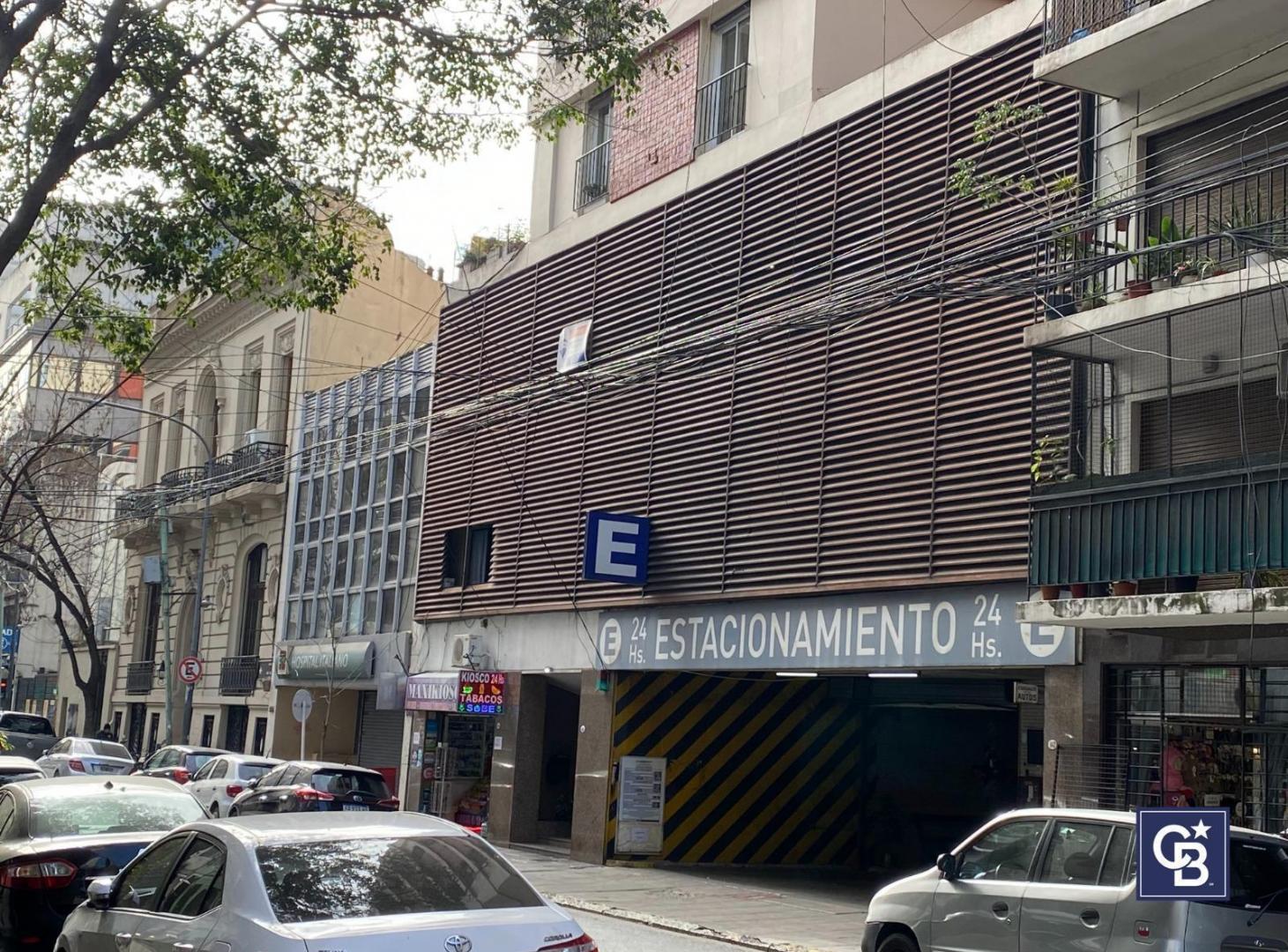 Foto de Venta de 11 Cocheras subterráneas en block con renta ideal inversión en, imagen 2