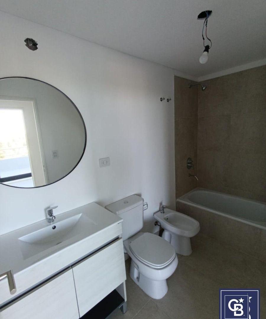 Foto de Venta de departamento monoambiente con balcón y parrilla en Complejo, imagen 4