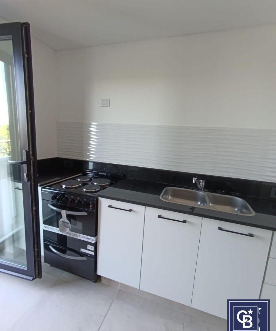 Foto de Venta de departamento monoambiente con balcón y parrilla en Complejo, imagen 3
