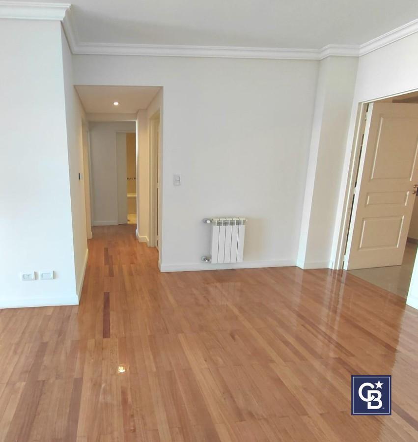 Foto de ALQUILER Departamento 4 Ambientes de Categoría, Villa del Parque., imagen 1