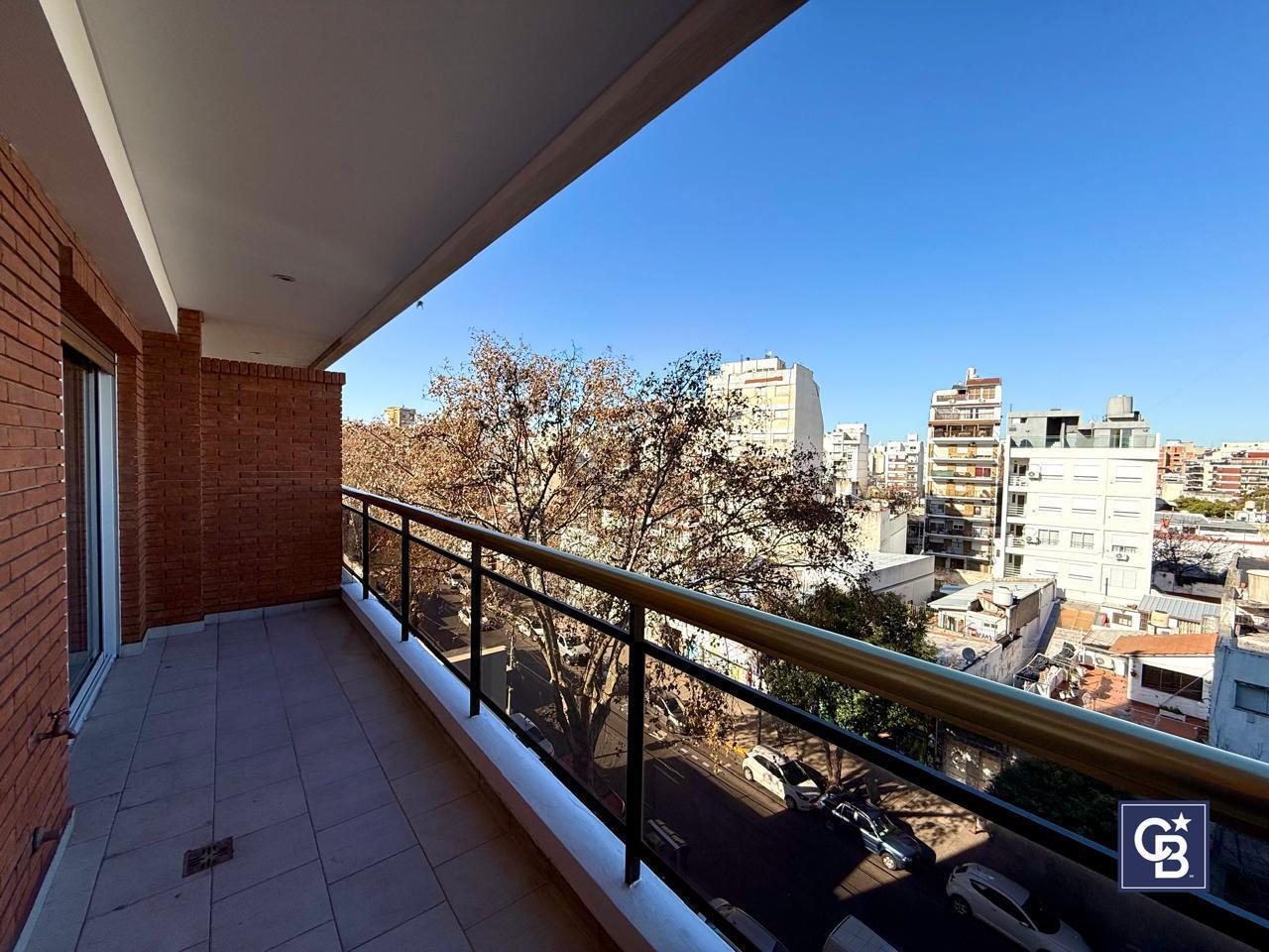 Foto de ALQUILER Departamento 4 Ambientes de Categoría, Villa del Parque., imagen 3