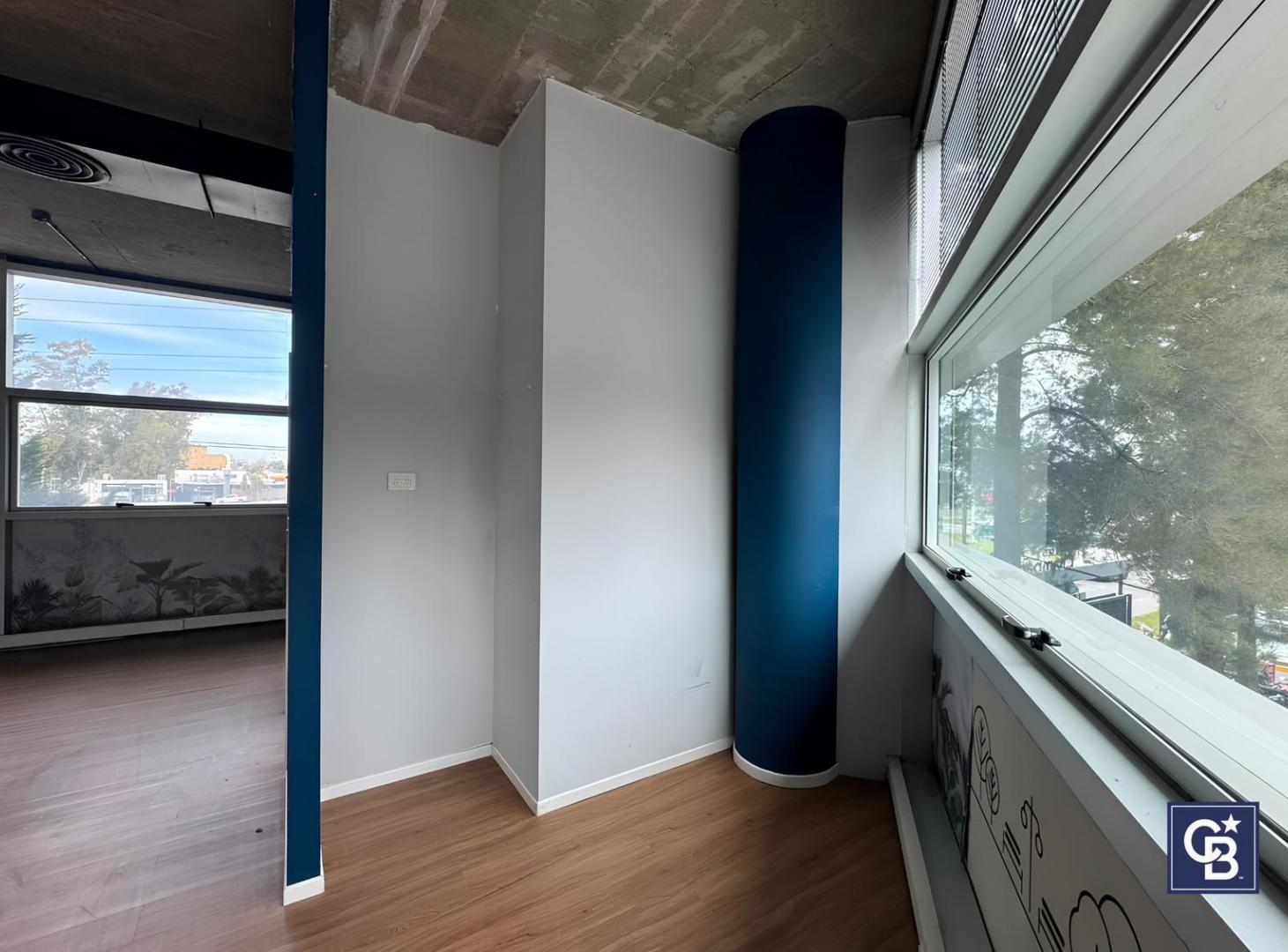 Foto de Oficina Corporativa 106 m² en Paseo Champagnat, Pilar | 2 Salas de, imagen 2