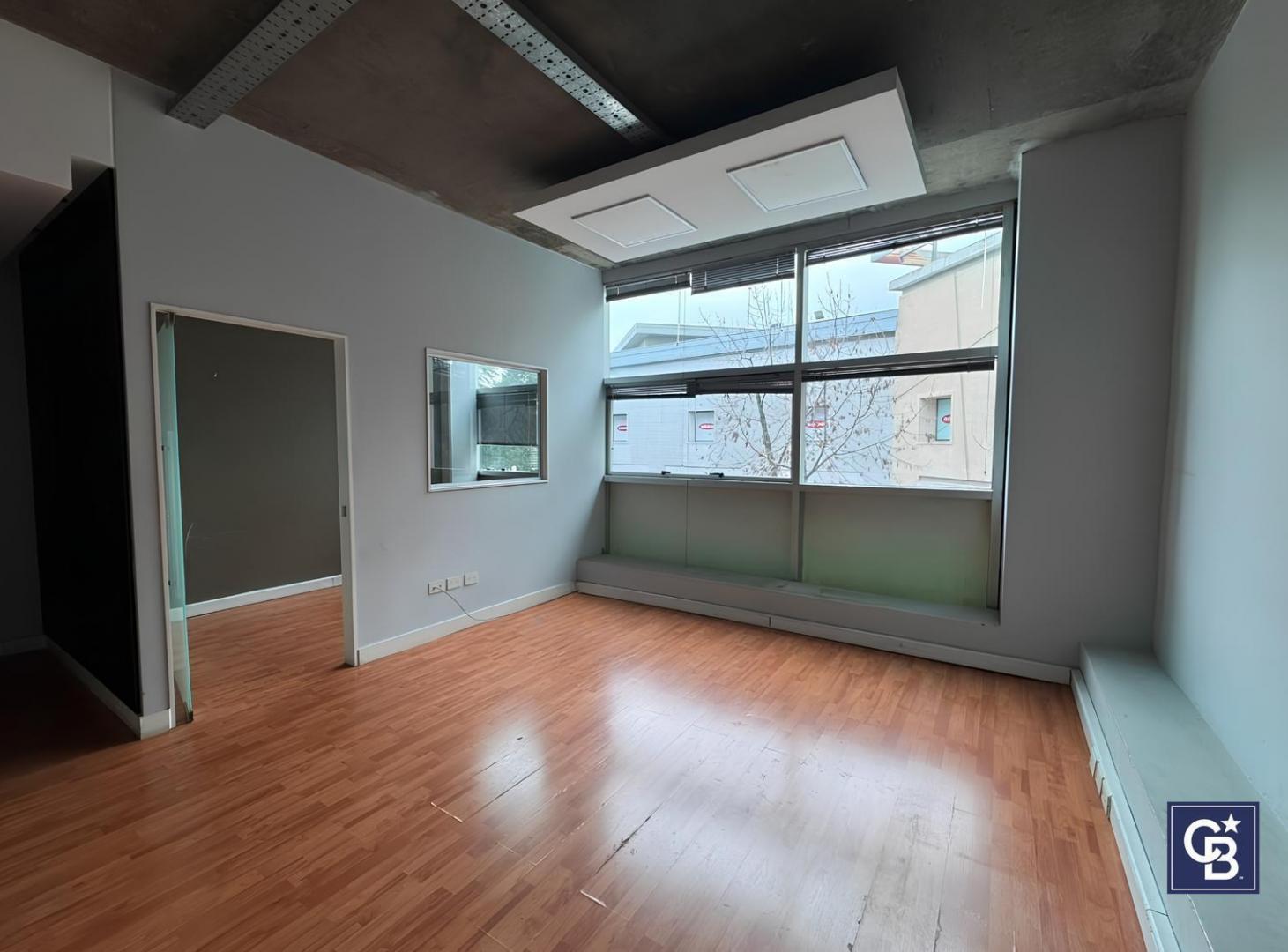 Foto de Oficina/Consultorio 46 m² en Paseo Champagnat, Pilar | 2 Despachos, imagen 1