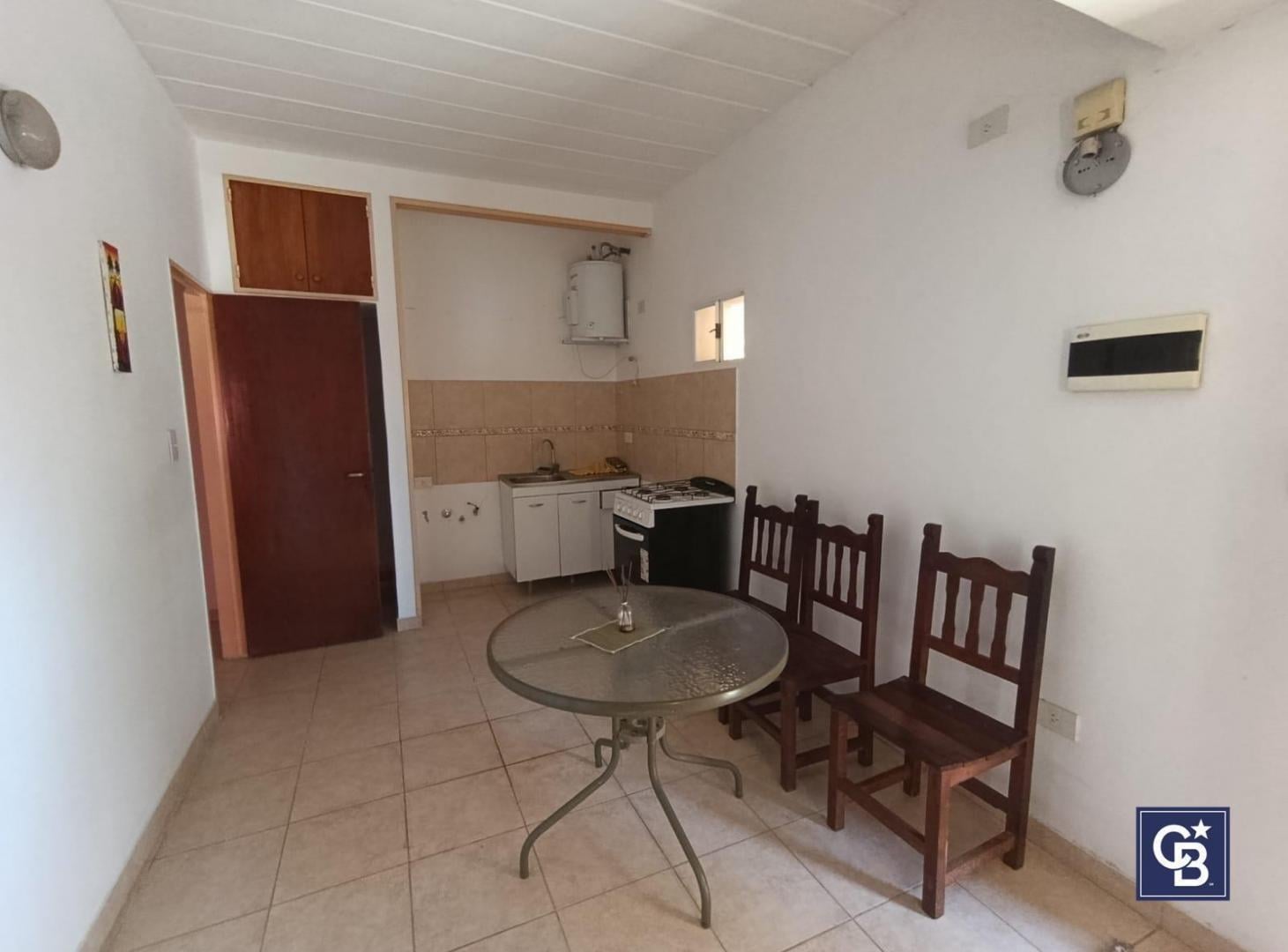Foto de Venta de Casa 4 ambientes a refaccionar en Escobar centro, imagen 3