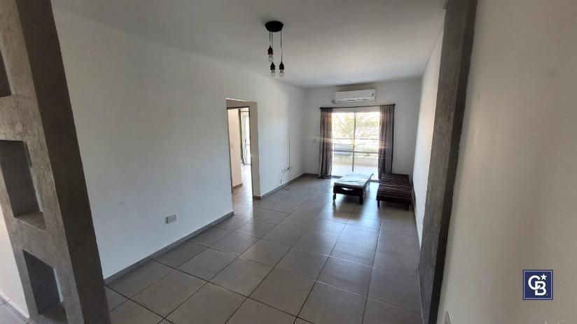 Foto de Oportunidad - Departamento en Venta en Pilar Centro, imagen 3