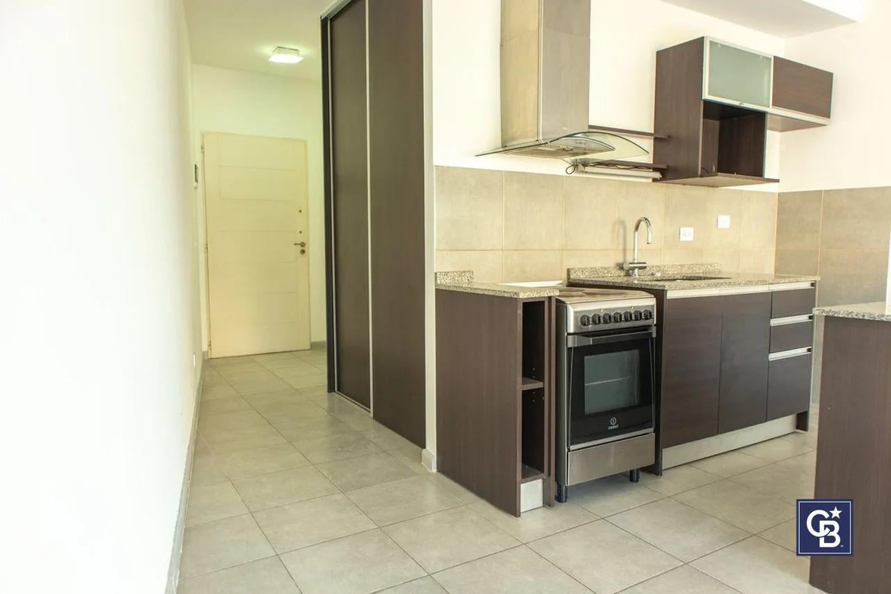 Foto de VENTA DEPARTAMENTO EN NORDELTA CON COCHERA, imagen 2