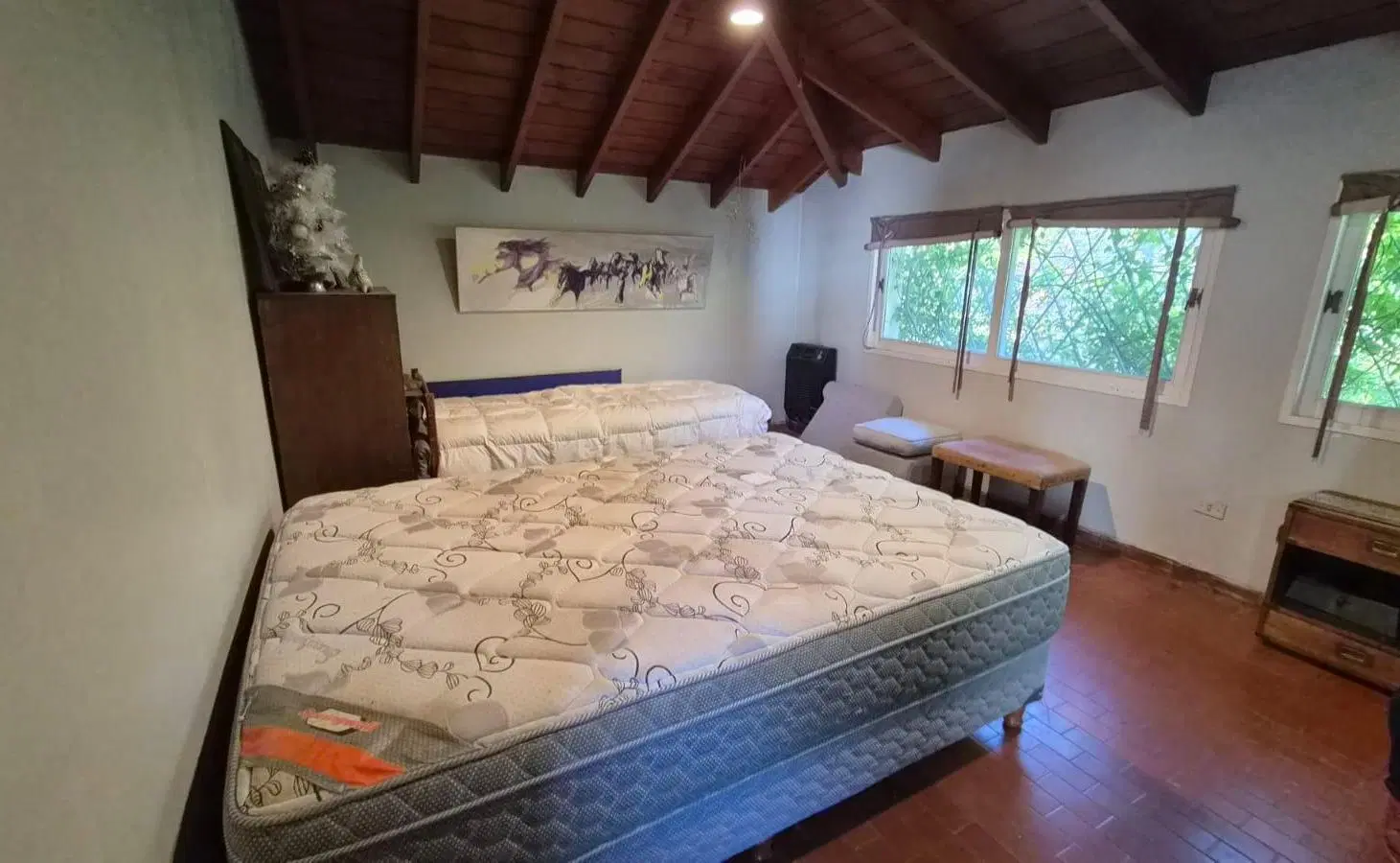Casa chalet venta Gonnet Villa Castells 3 dormitorios 2 baños pileta 5