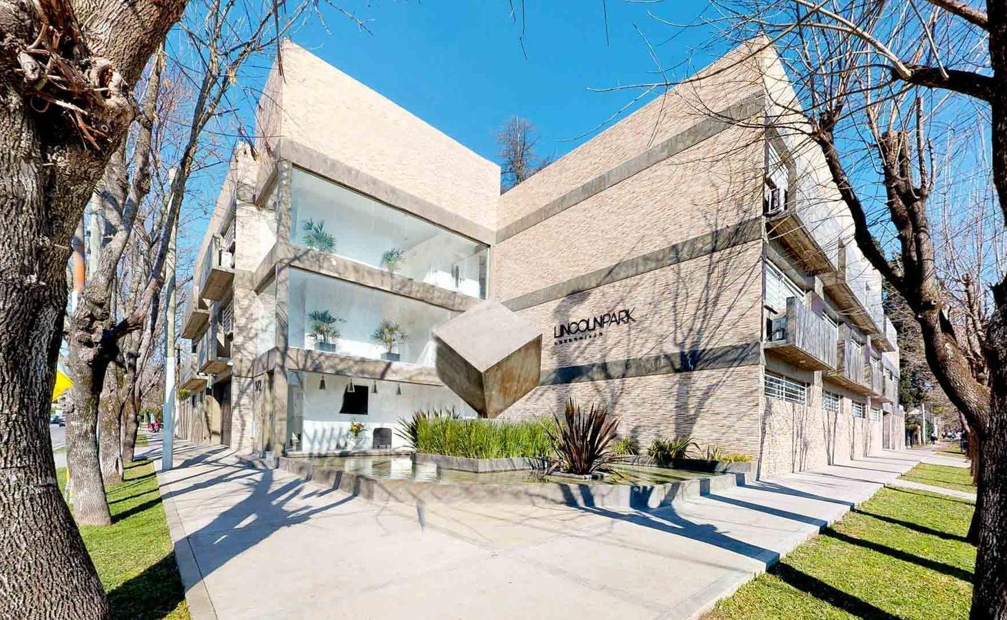 Departamento alquiler City Bell PB 2 dormitorios con cochera cubierta amenities