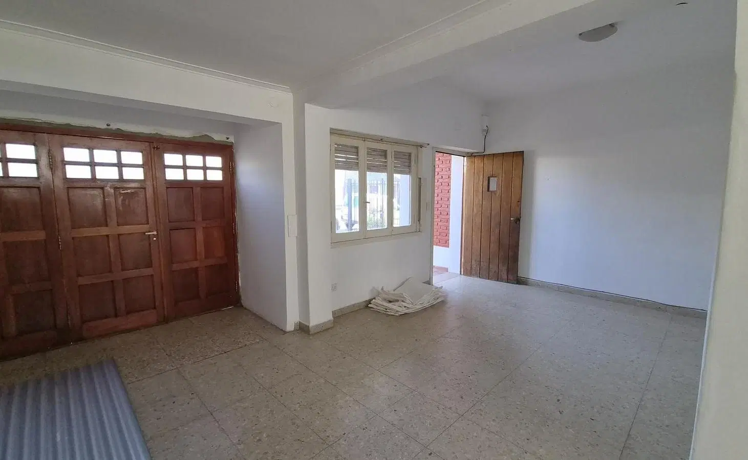 Casa alquiler la plata 2 dormitorios independiente al frente zona norte 5