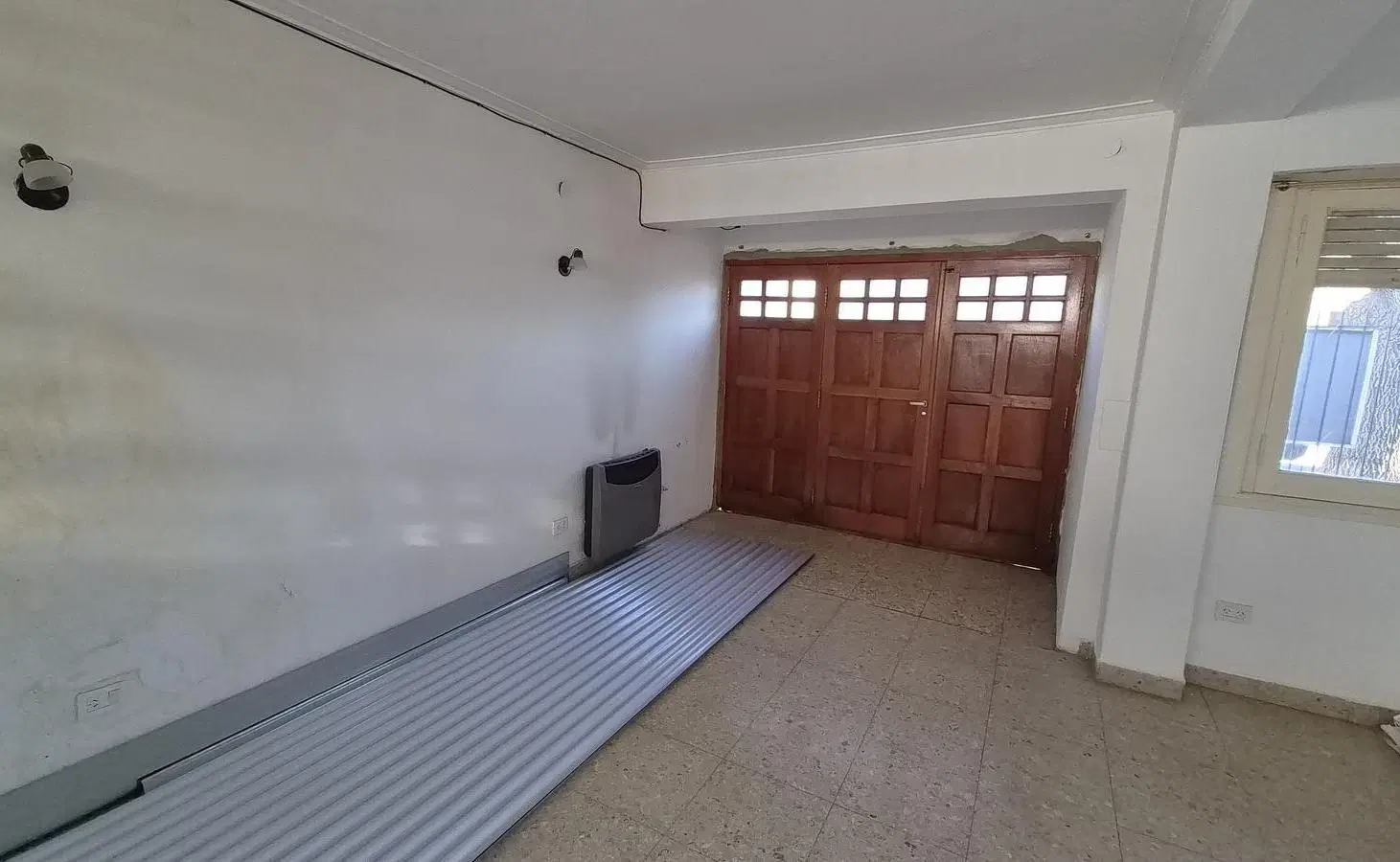 Casa alquiler la plata 2 dormitorios independiente al frente zona norte 8