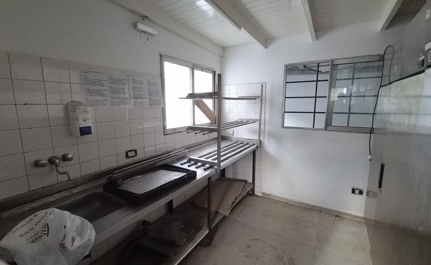Foto de Edificio Comercial ideal gastronómico alquiler en la mejor esquina de, imagen 4