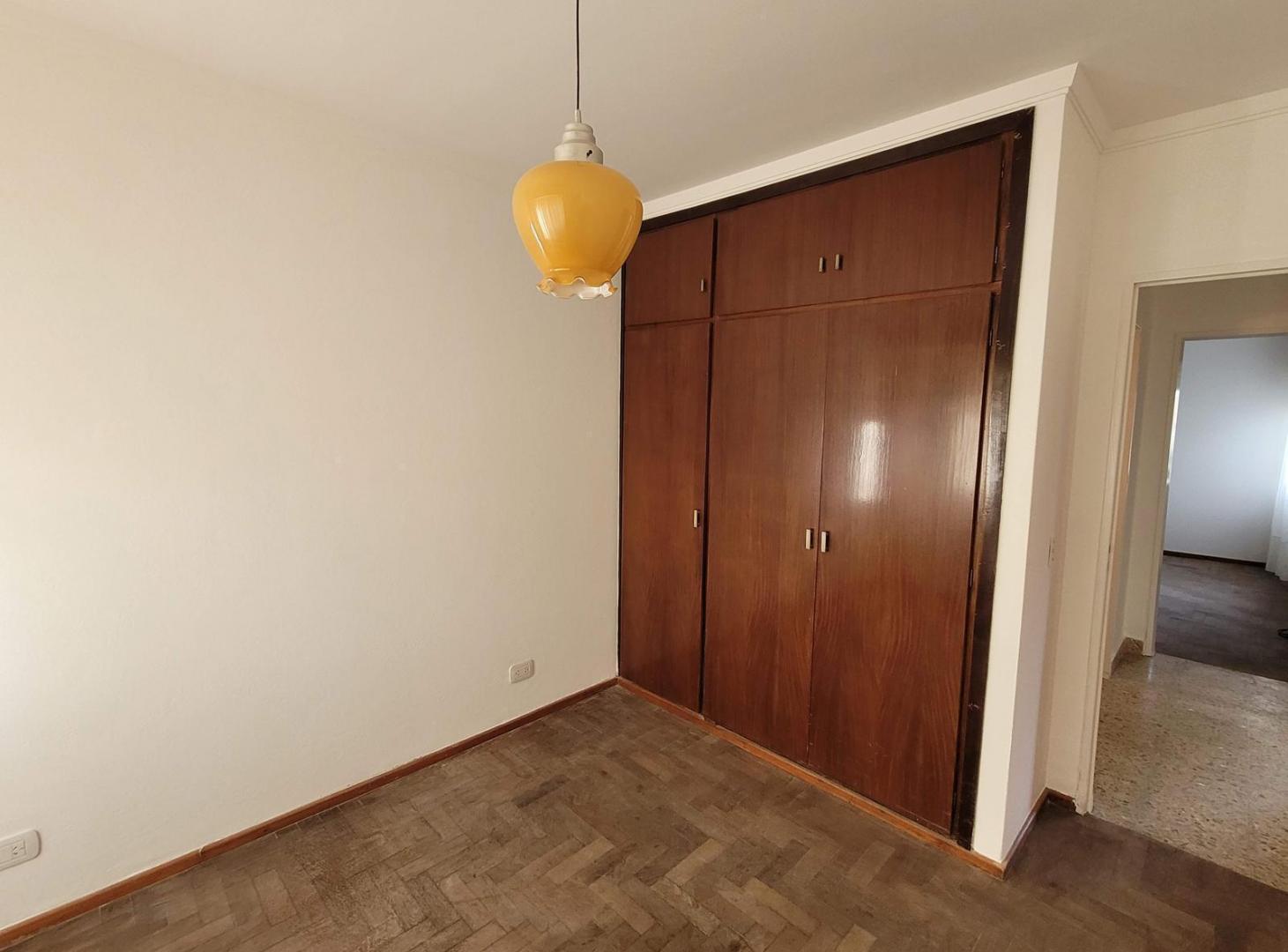 Foto de Casa alquiler jardin garage 2 dormitorios planta baja gonnet city bell, imagen 3