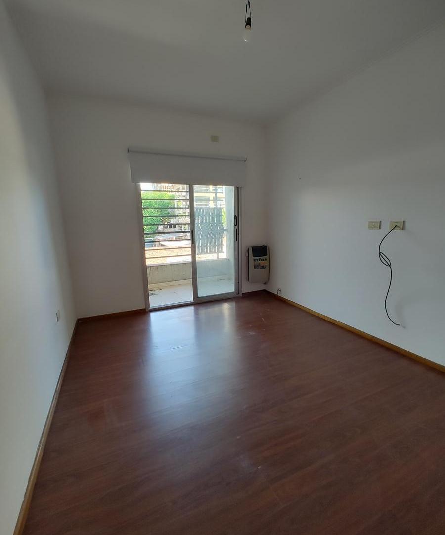 Foto de Departamento en La Plata 2 ambientes cochera terraza balcon, imagen 5