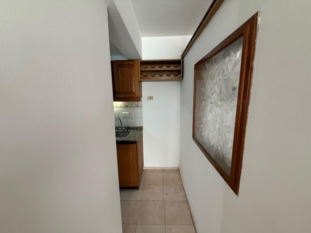 Foto de Departamento en Alquiler en Calle Poeta Lugones, imagen 2
