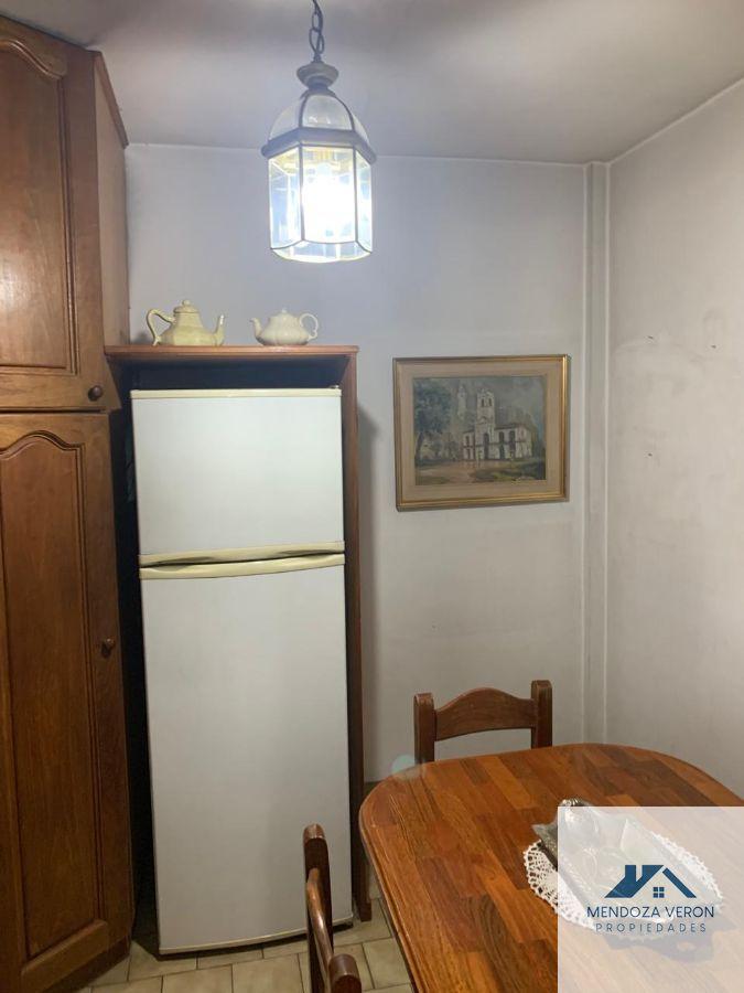 Departamento en Venta de 2 Dorm. C/ Cochera en Moreno Centro 2
