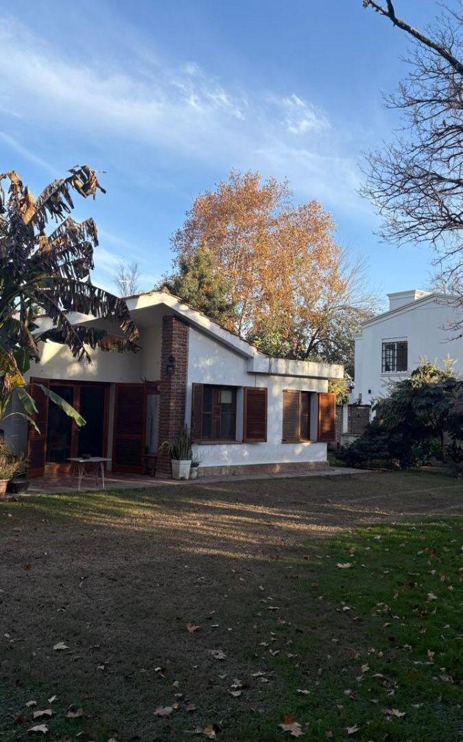 CASA EN VENTA MENDIOLAZA
