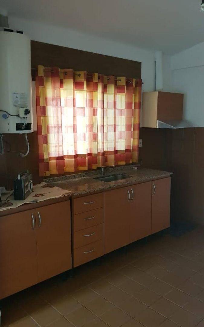 Foto de CASA EN ALQUILER Y VENTA FRENTE AL RÍO BIALET MASSE, imagen 2