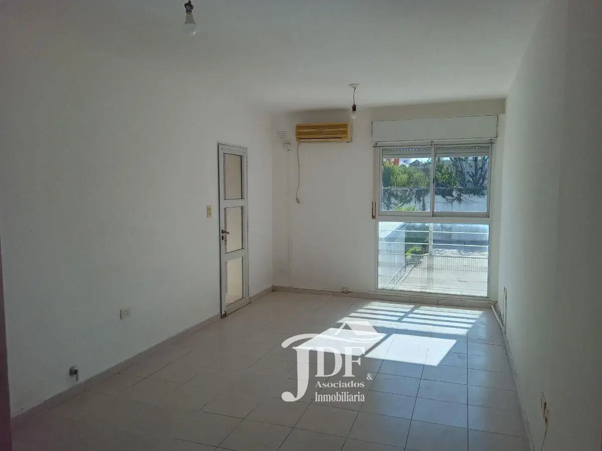 Alquiler departamento centro 3