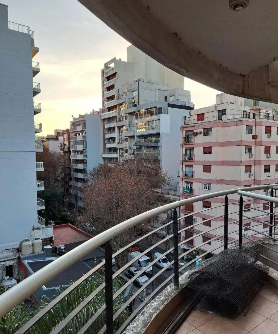 Departamento de 2 ambientes con balcón 4