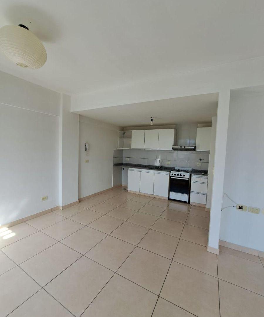 Foto de Departamento en alquiler en Lanús – Calle Salta, imagen 5