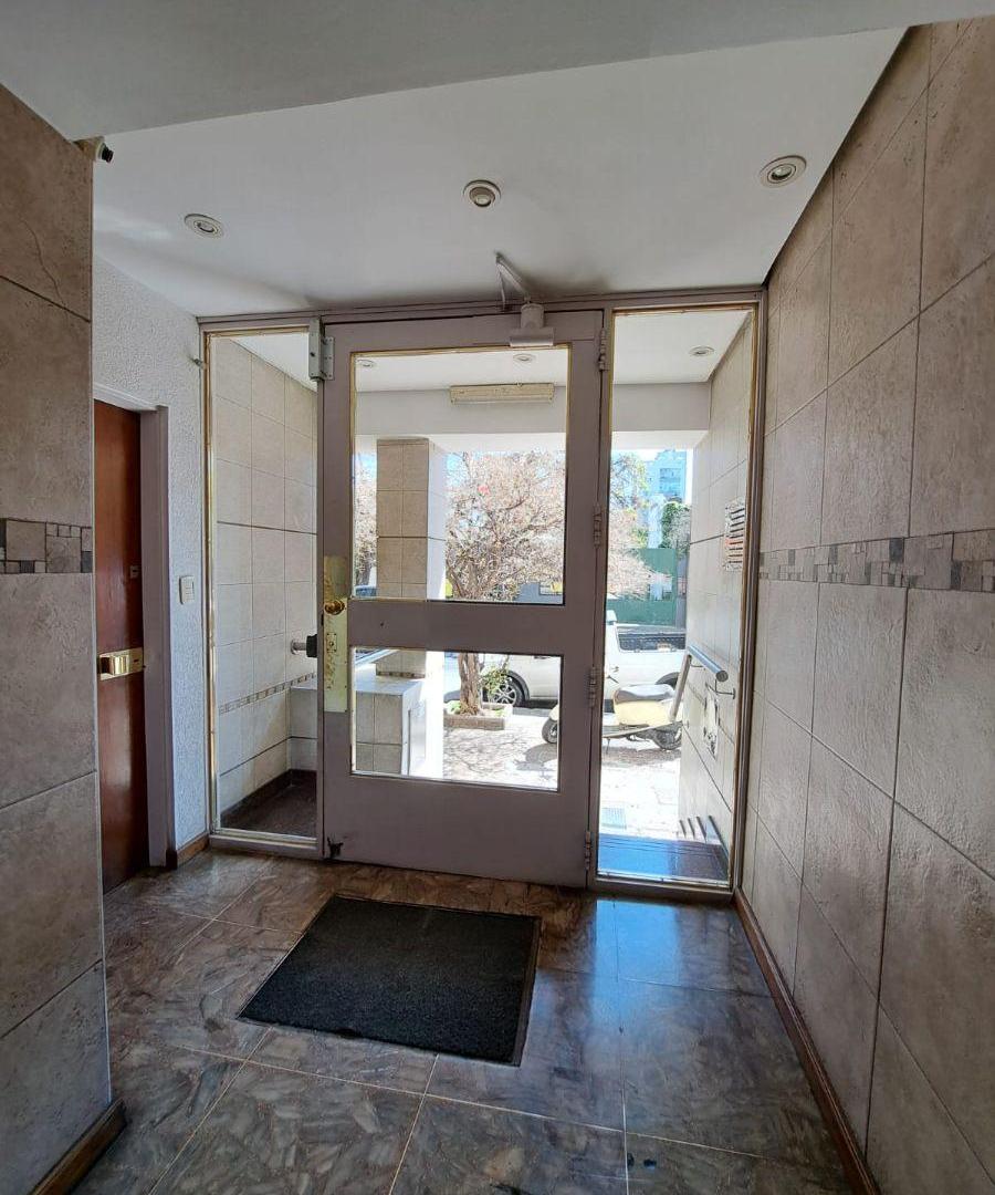 Foto de Departamento de 3 ambientes en venta – Lanús Oeste, imagen 3