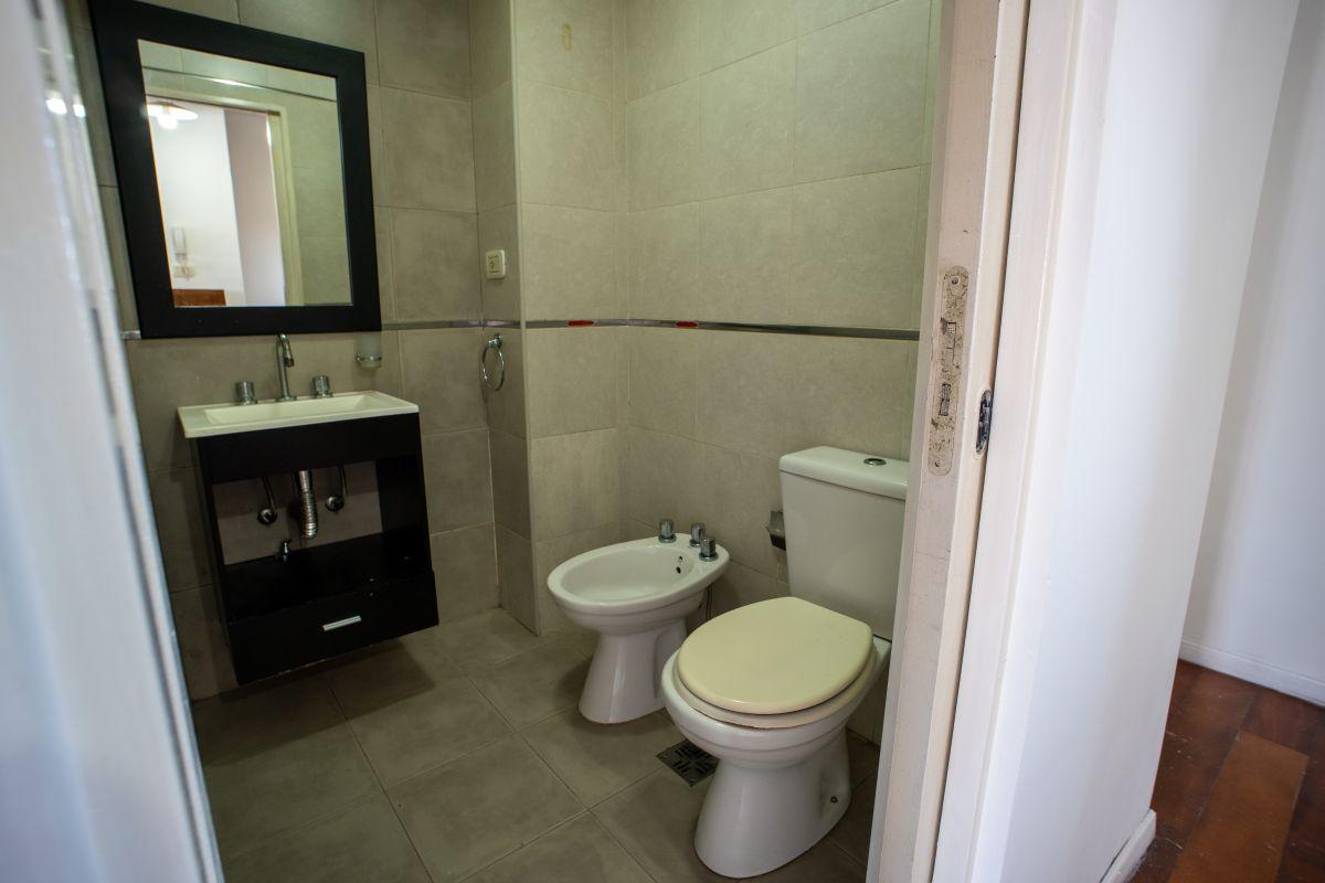 Foto de MONOAMBIENTE CON BALCÓN 52.000 USD, imagen 2