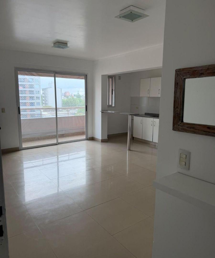 Foto de DEPARTAMENTO 2 AMBIENTES CON BALCÓN, imagen 3