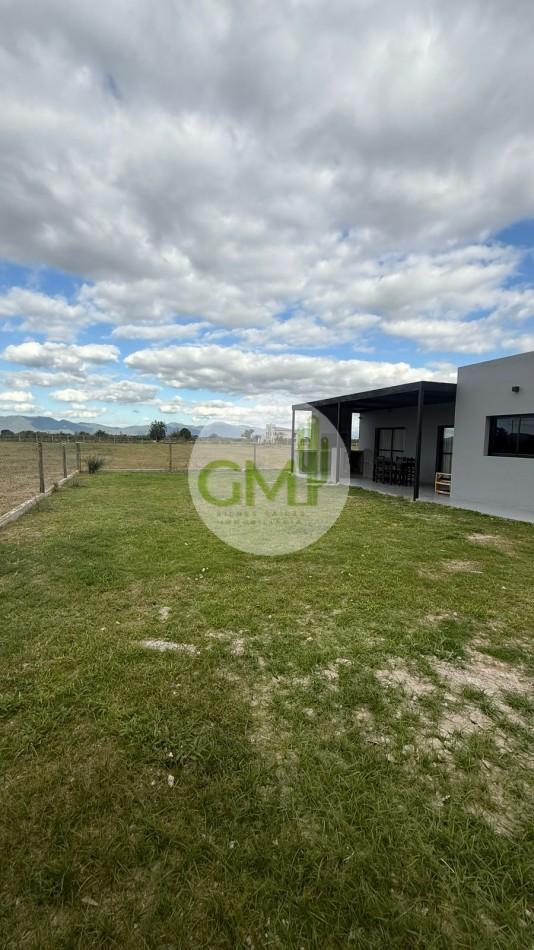 Oportunidad Casa en La Verbena Frente Aeropuerto 2
