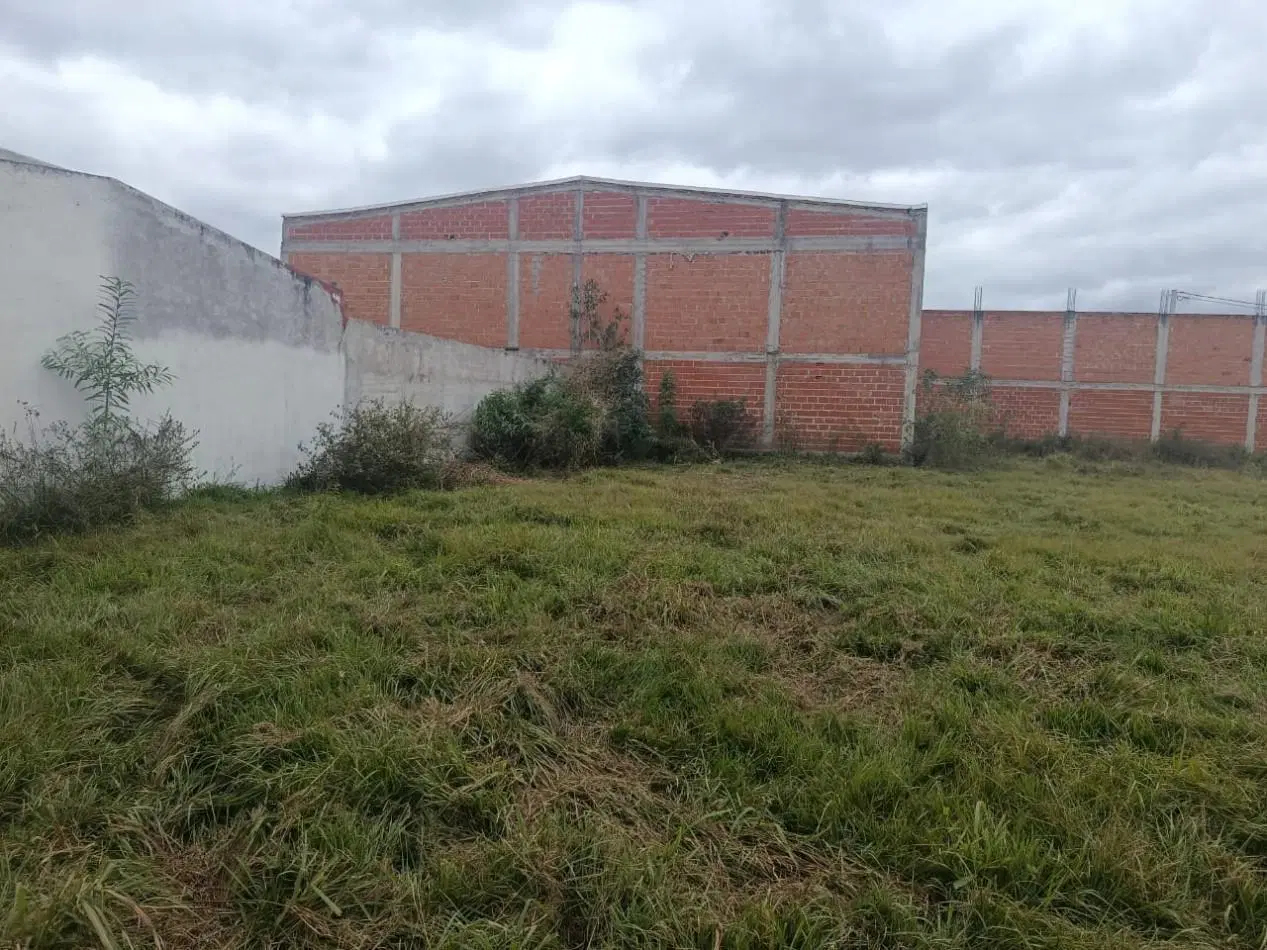 ESPECTACULAR LOTE A METROS DE AU OESTE SAN LORENZO CHICO 4